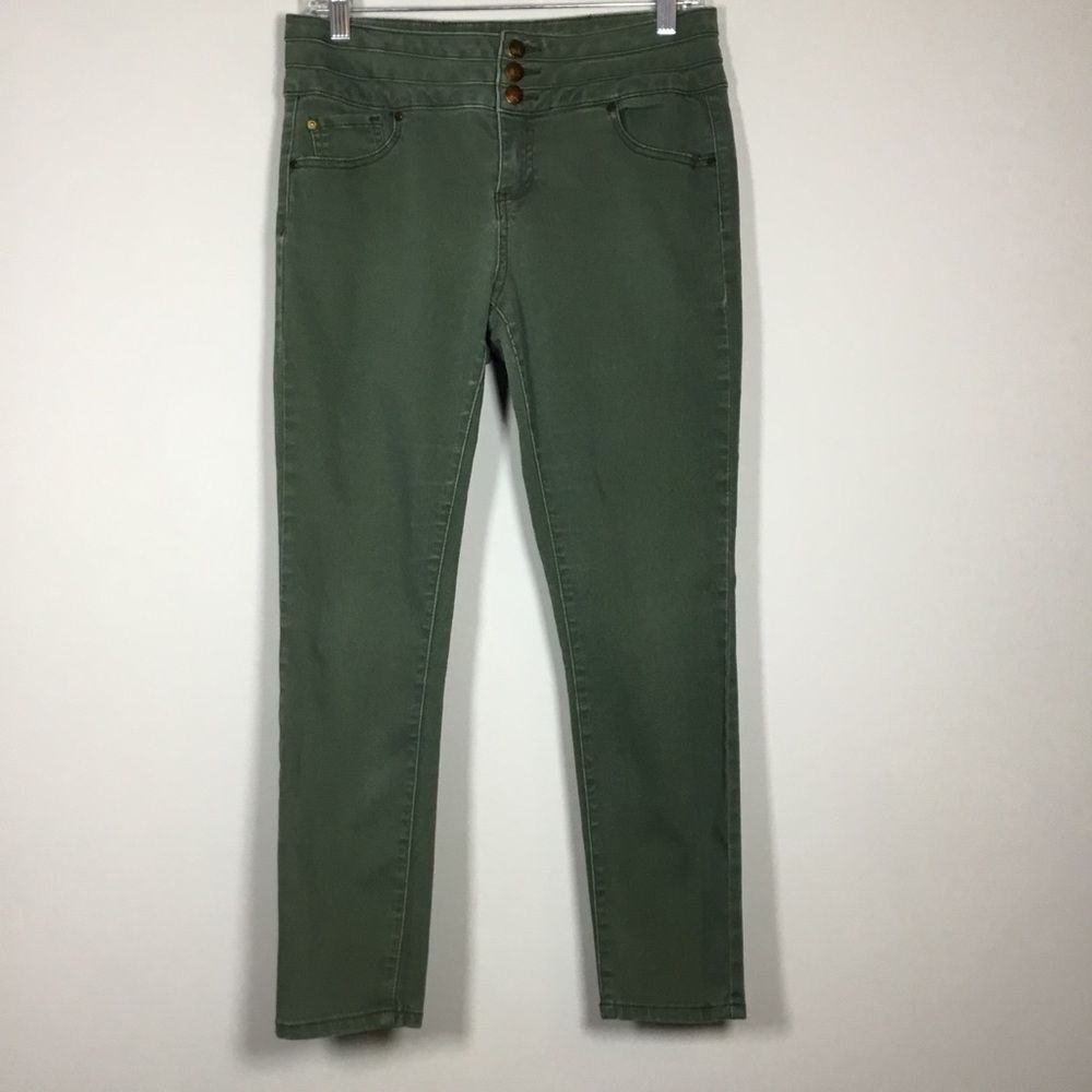 Green stretchy jeans waist 29” sz 8 comfortable straight leg cotton blend